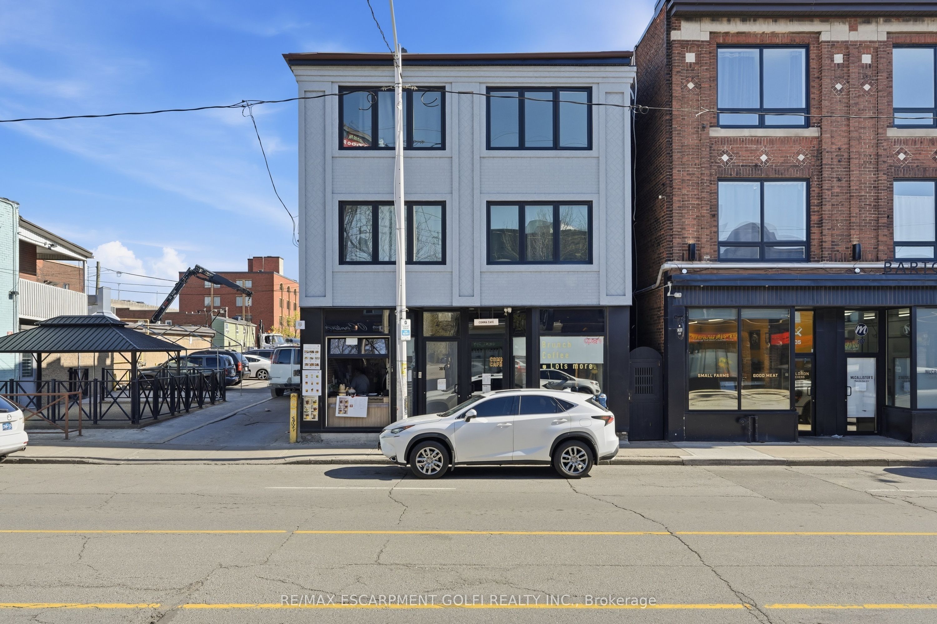 301-303 Barton Street E, Hamilton, ON, L8L 2X4