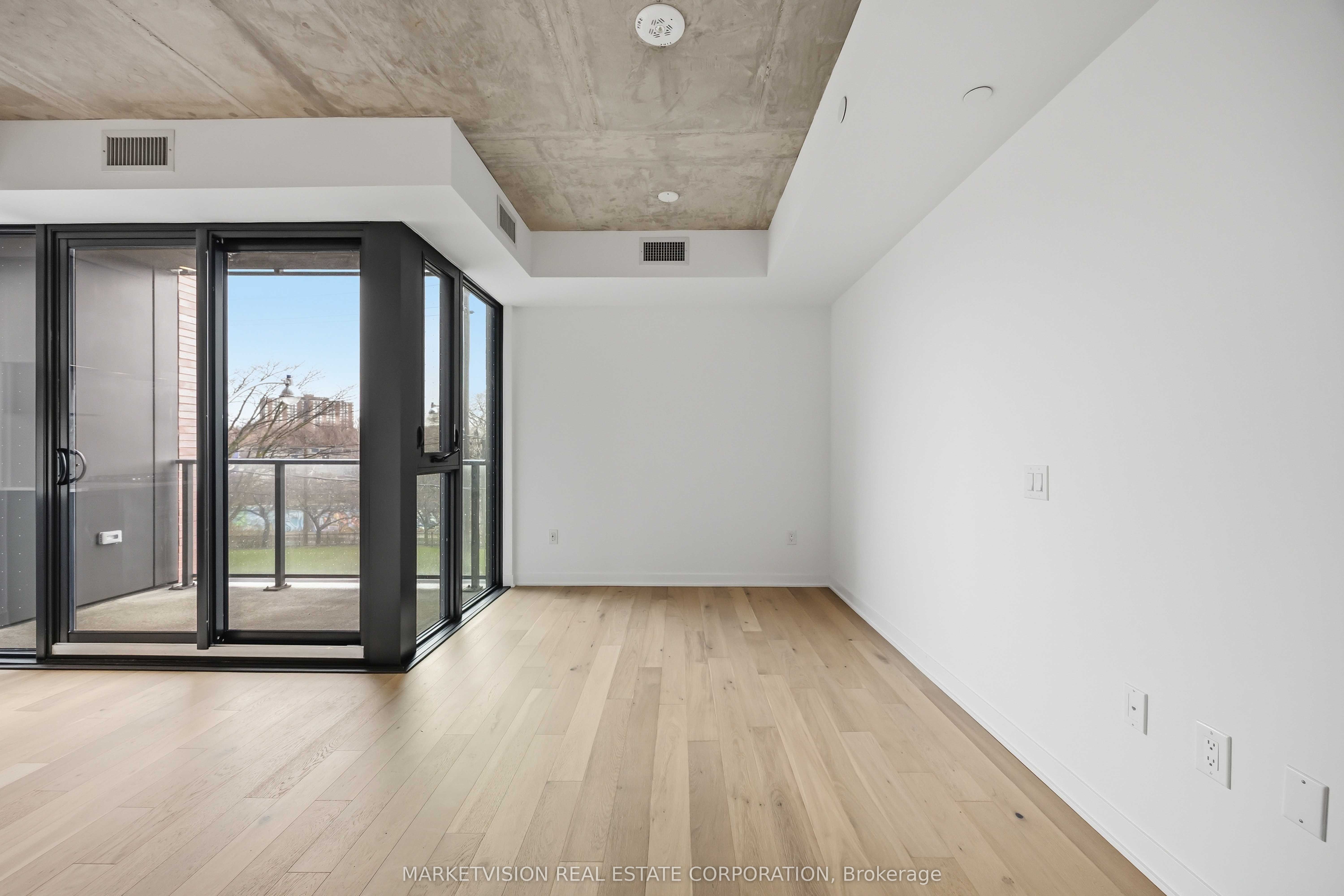 Additional image 4 of 308-2625 Dundas Street W, Toronto, ON, M6P 0C5