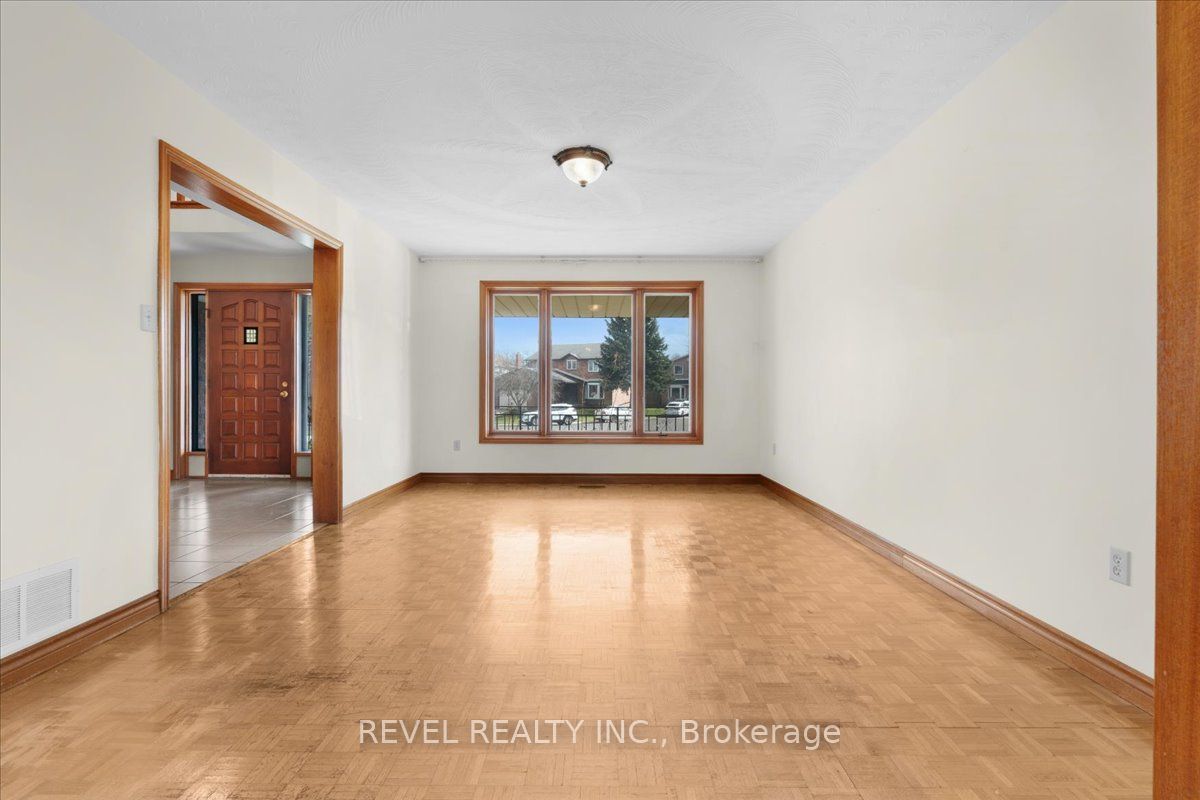 Additional image 5 of 18 Marcel Place, Hamilton, ON, L9B 1W3
