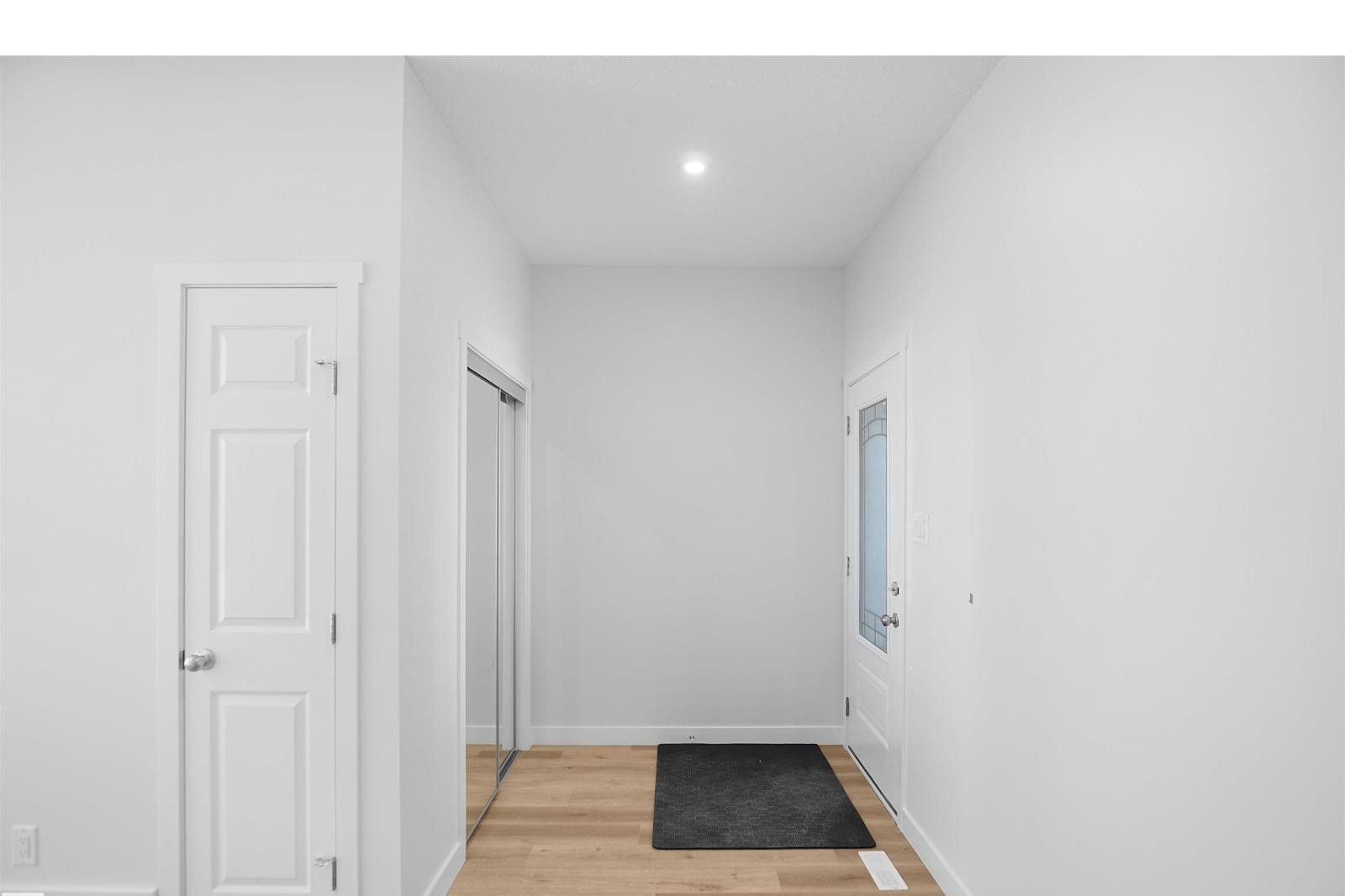 Additional image 8 of 1928 210 Street NW, Edmonton, AB, T6M1P7