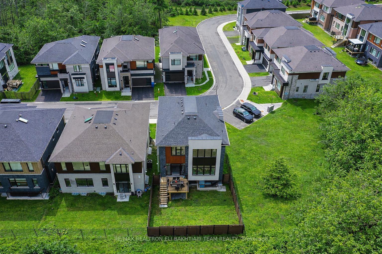 Additional image 4 of 50 Royal Hill Court, Aurora, ON, L4G 3Z7