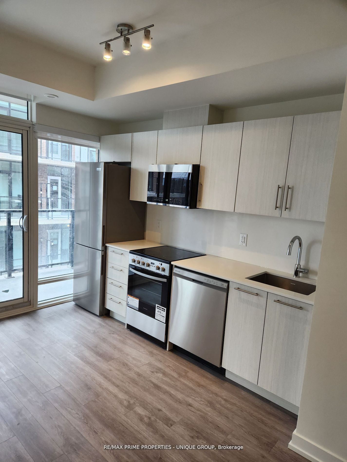 Additional image 4 of 62-861 Sheppard Avenue W, Toronto, ON, M3H 0E9
