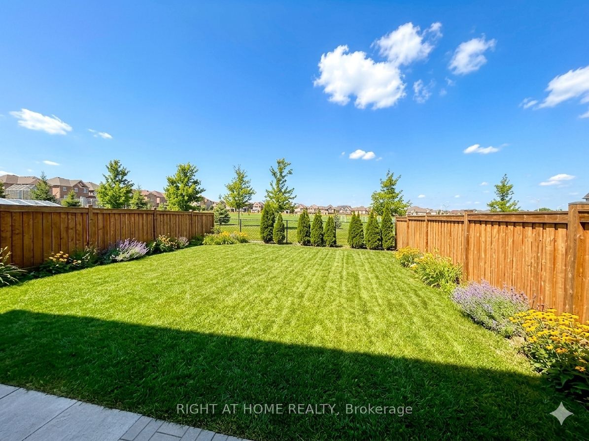 Additional image 2 of 12 Tupling Street, Bradford West Gwillimbury, ON, L3Z 0W8