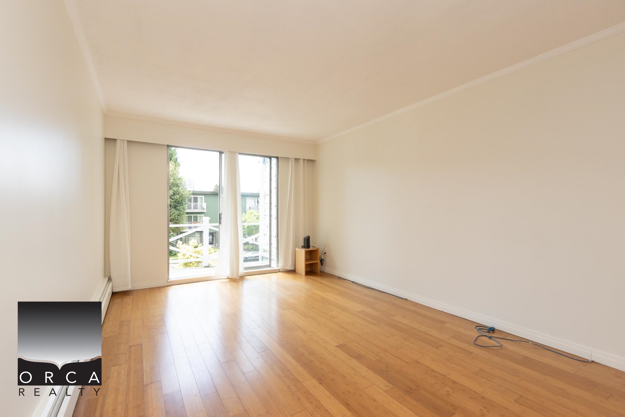 Additional image 4 of 9-140 20th Street, North Vancouver, BC, V7L 3A4