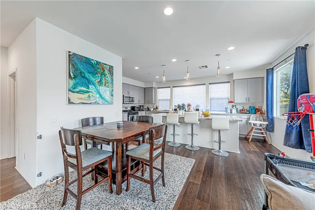 Additional image 55 of 809 N Dalton Ave Unit 104, Azusa, CA 91702