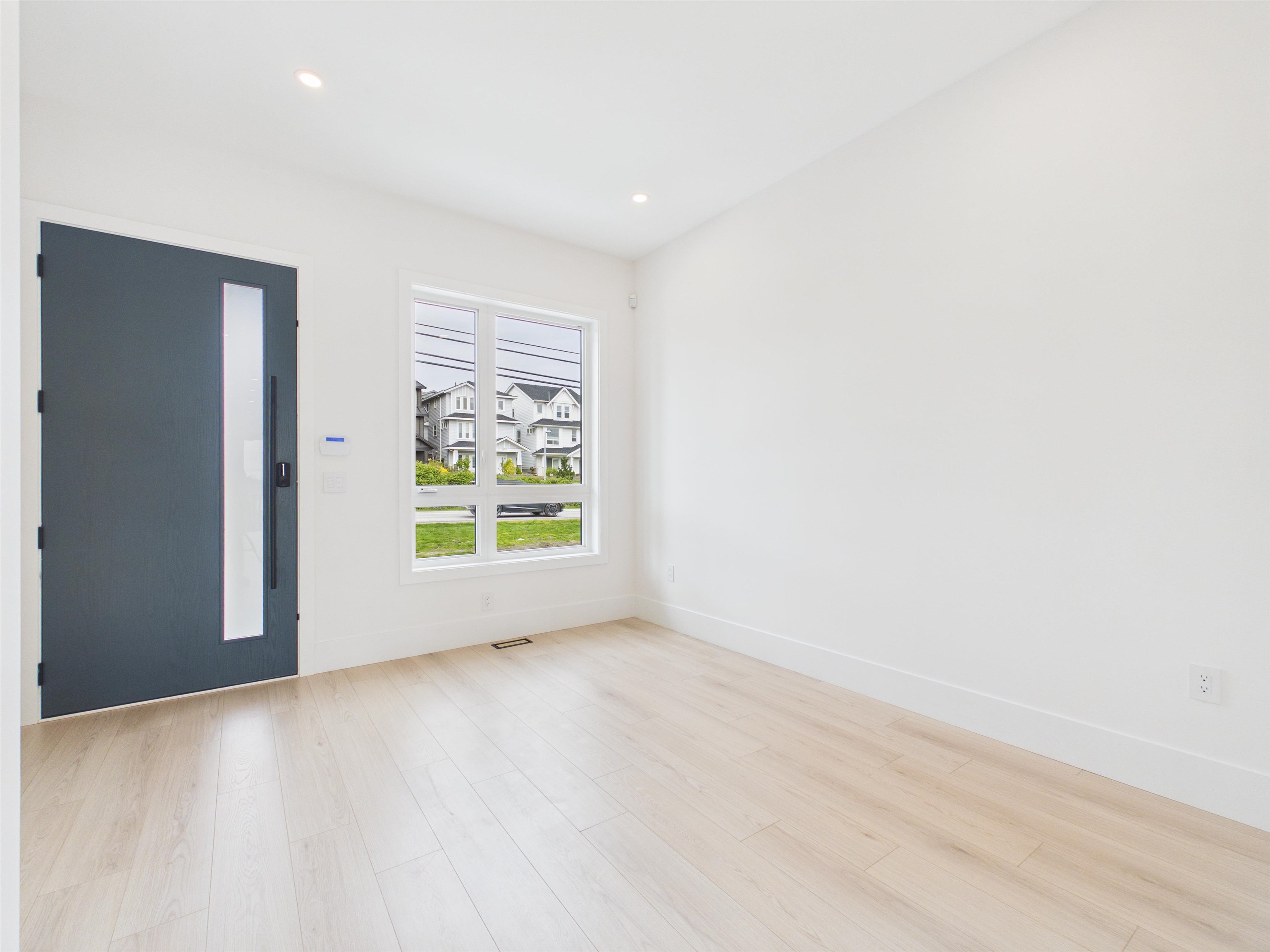 Additional image 4 of 16730 16 Avenue, Surrey, BC, V3S 9X7