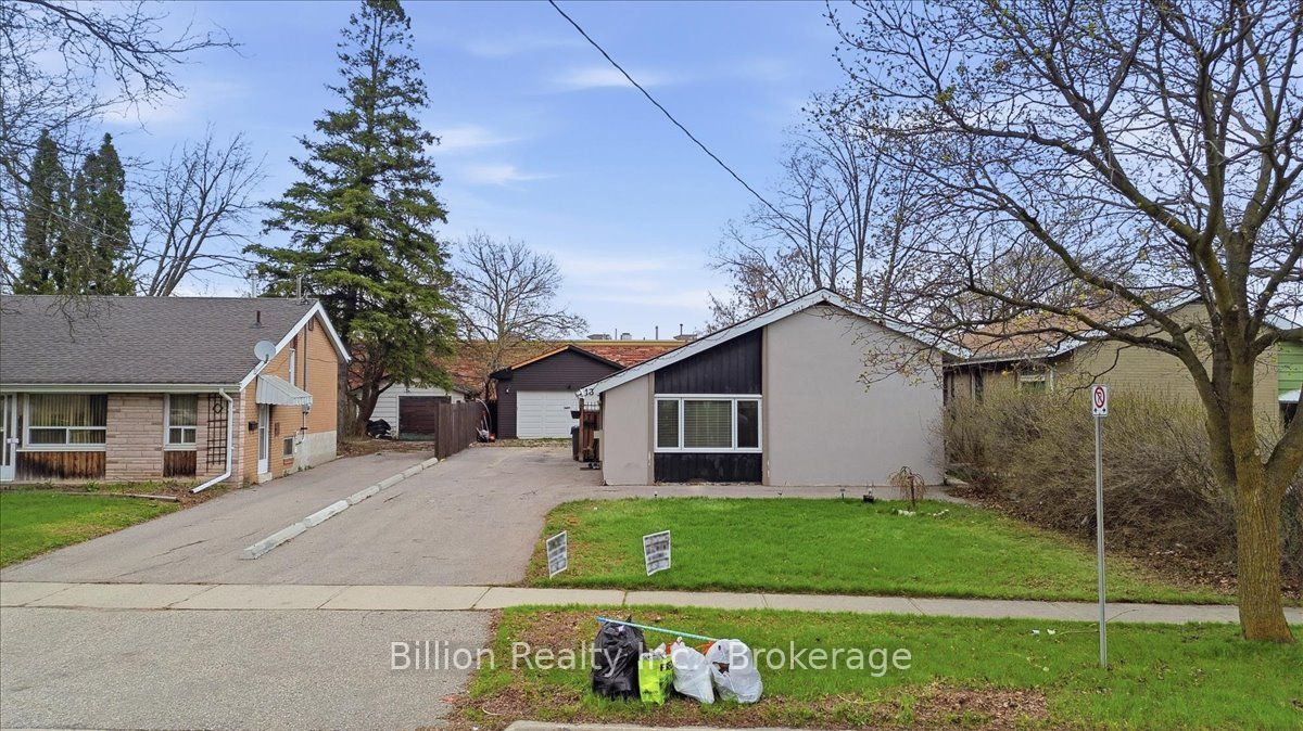 13 Cornwall Road, Brampton, ON, L6W 1M8