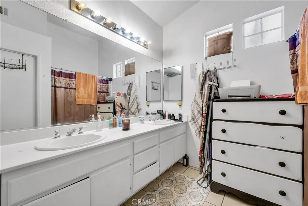 Additional image 16 of 565 Berkshire Ln, San Jacinto, CA 92583
