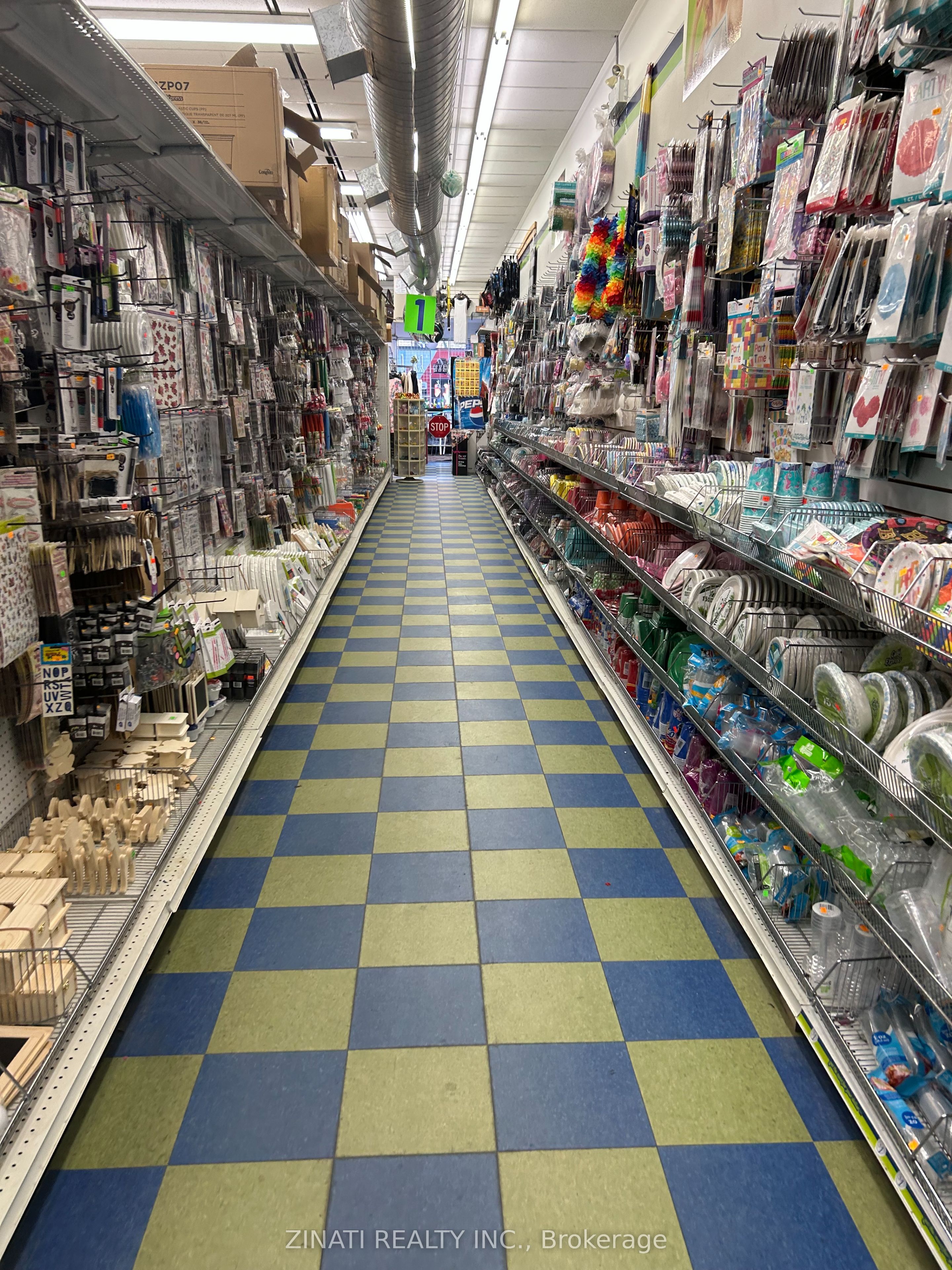 Additional image 4 of Ground Floor-299 Bank Street, Ottawa, ON, K2P 1X7