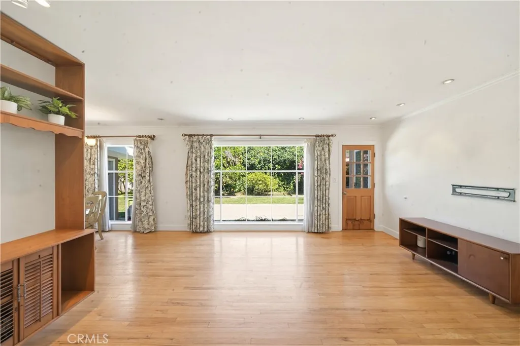 Additional image 9 of 824 N Redondo E Dr E, Anaheim, CA 92801