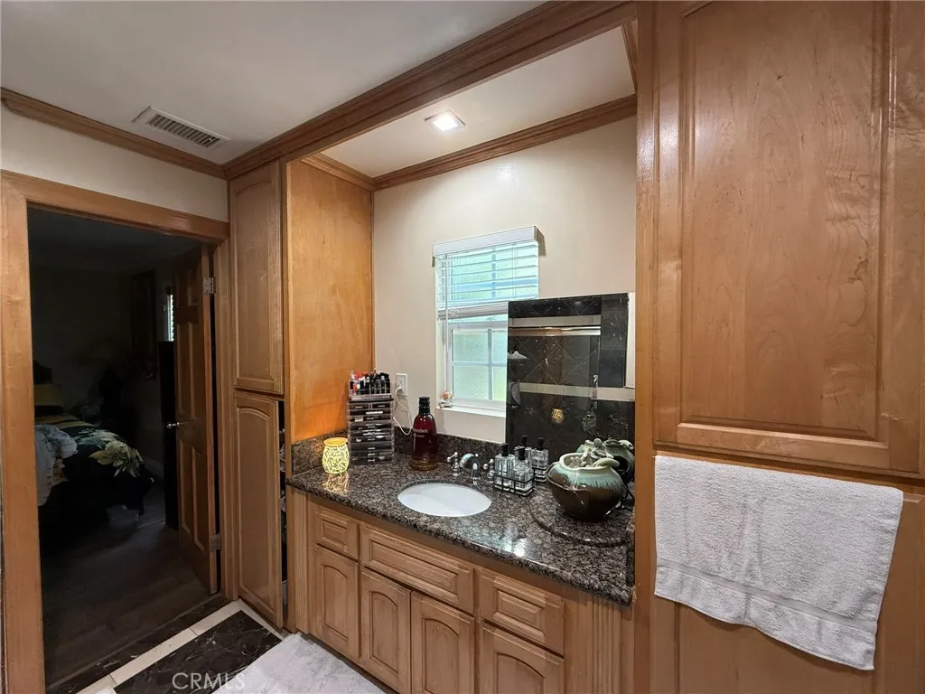 Additional image 54 of 2714 E Harrison St, Carson, CA 90810