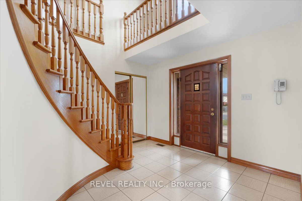 Additional image 4 of 18 Marcel Place, Hamilton, ON, L9B 1W3