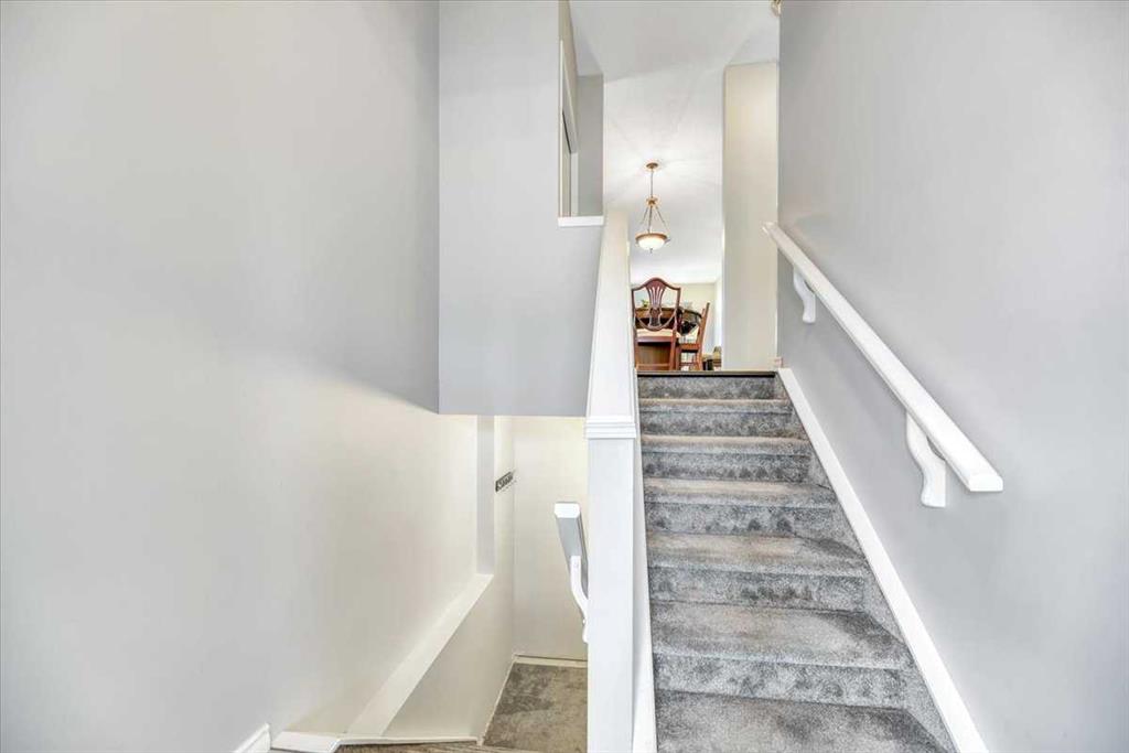 Additional image 4 of 35-72 Millside Drive SW, Calgary, AB, T2Y 2P9
