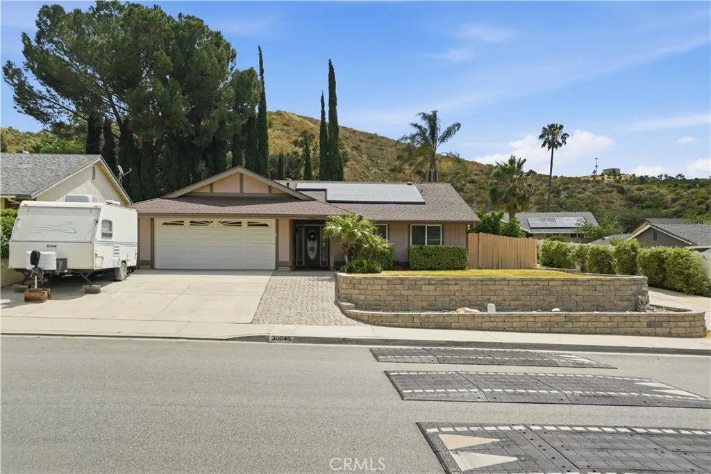 Additional image 2 of 30046 Abelia Rd, Canyon Country, CA 91387
