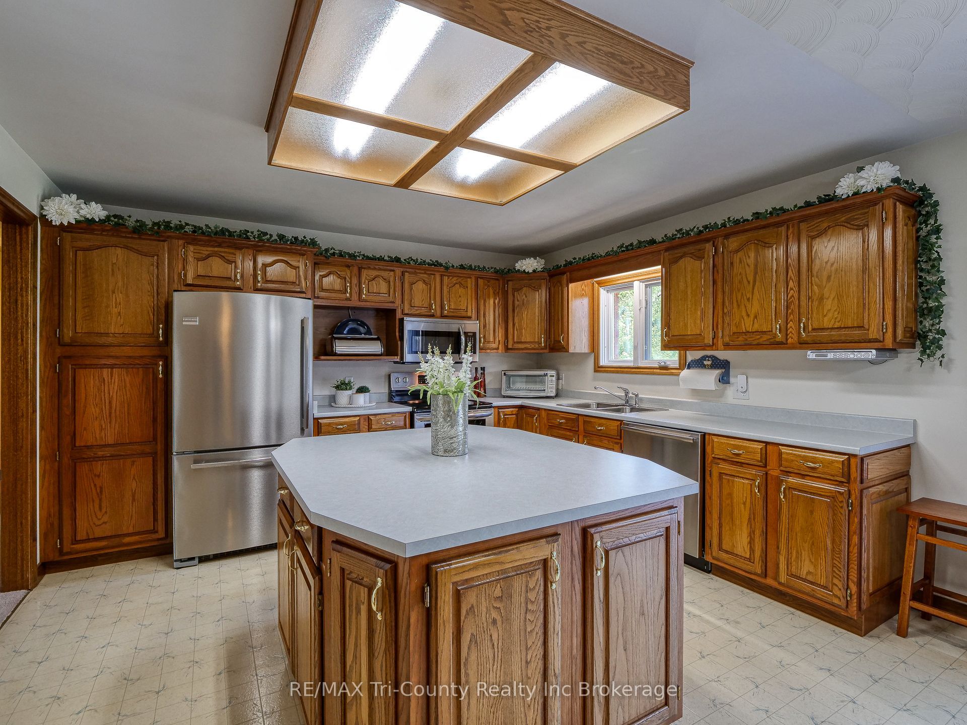 Additional image 6 of 916 Norfolk County 28 Road, Norfolk, ON, N0E 1G0