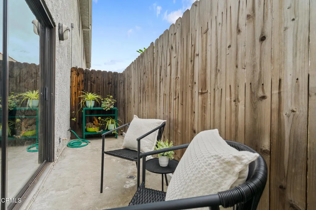 Additional image 13 of 544 E Magnolia Blvd Unit D, Burbank, CA 91501
