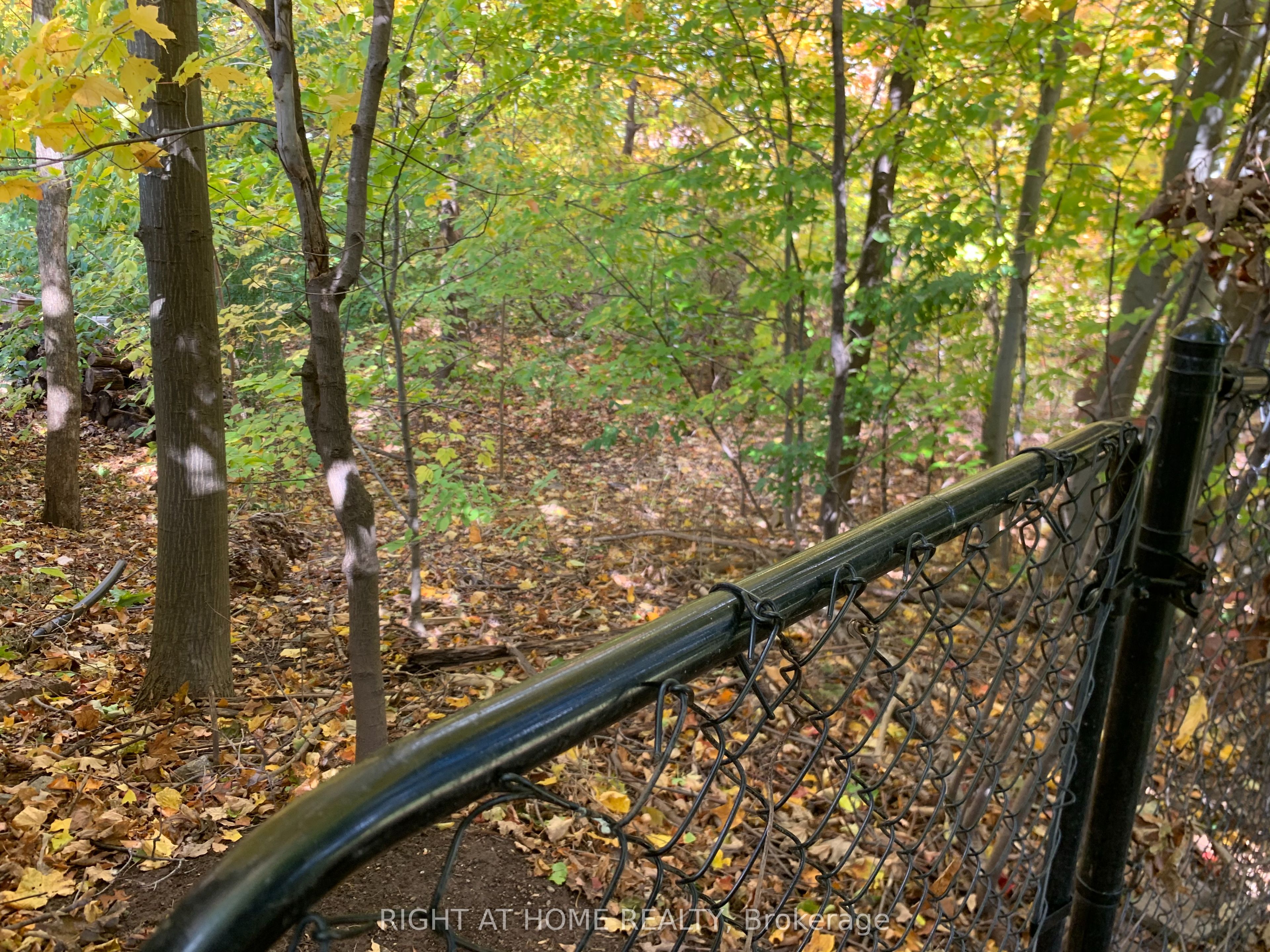 Additional image 5 of 565 Wildwood Drive, Oakville, ON, L6K 1V4