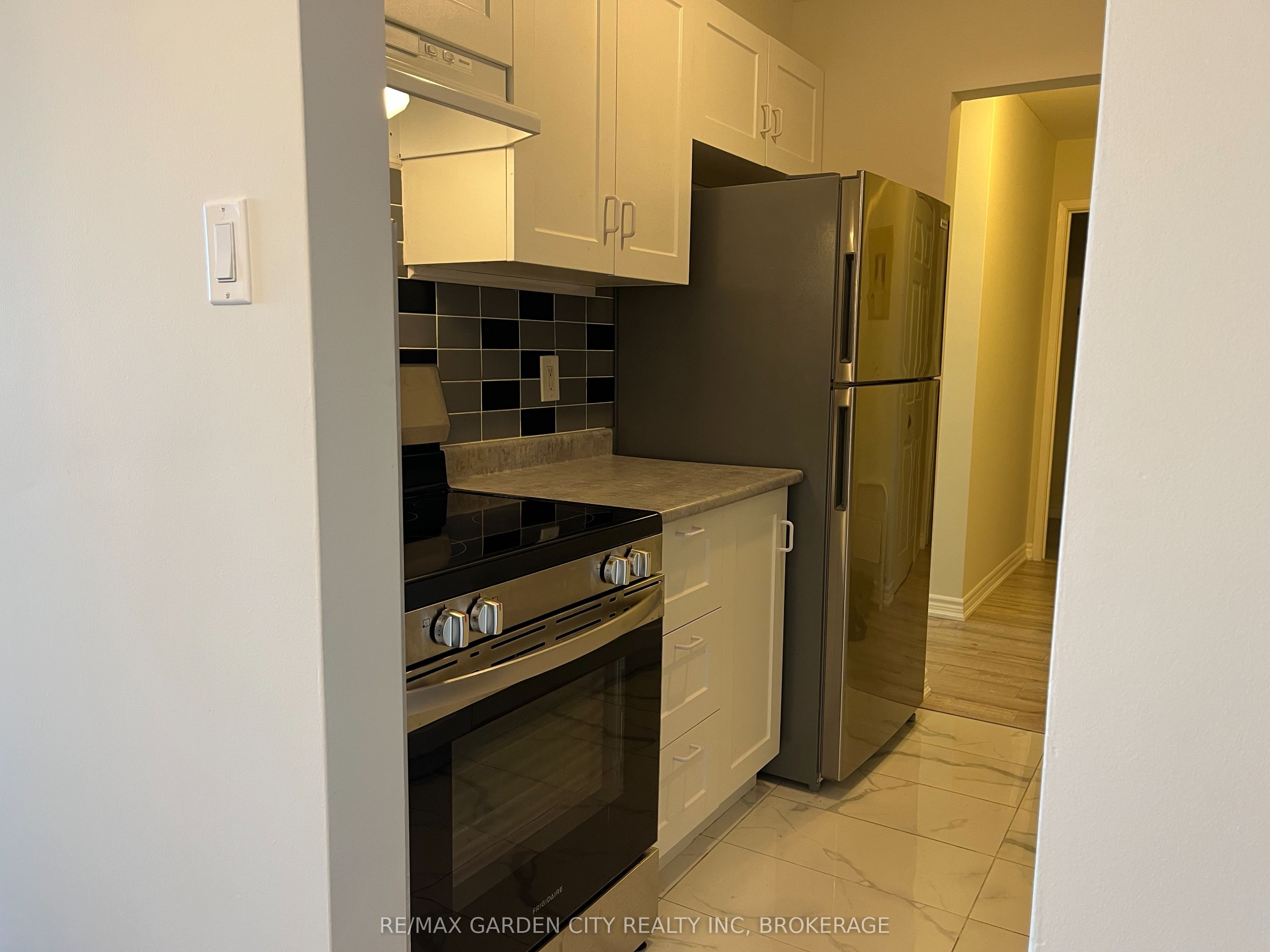 Additional image 4 of 302-4692 Crysler Avenue, Niagara Falls, ON, L2E 3V8