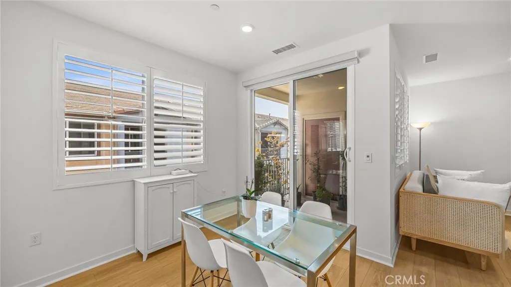 Additional image 6 of 6123 Valentina Way Unit 302, Eastvale, CA 92880