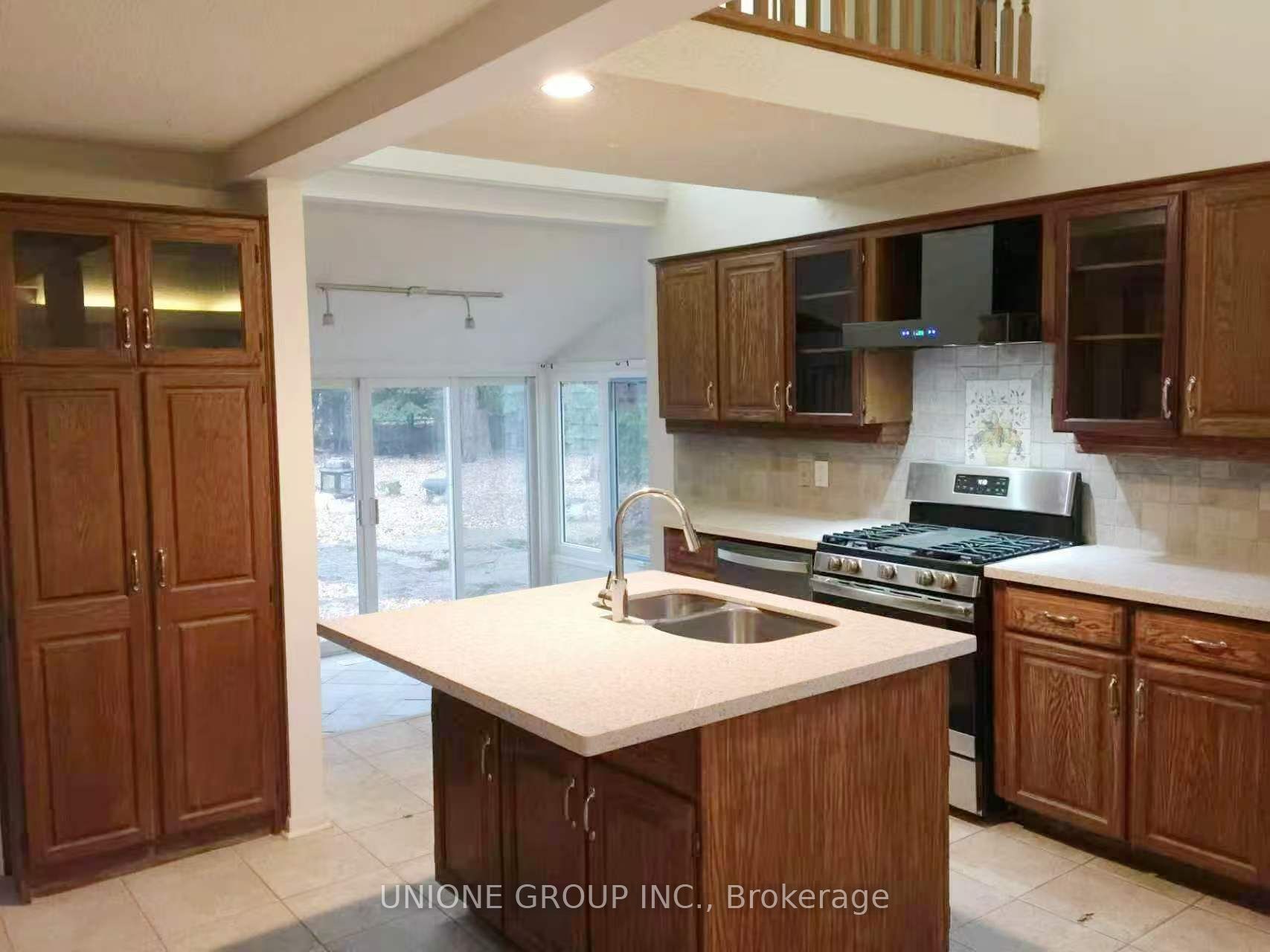 Additional image 2 of 31 Birch Hill Lane, Oakville, ON, L6K 2P1