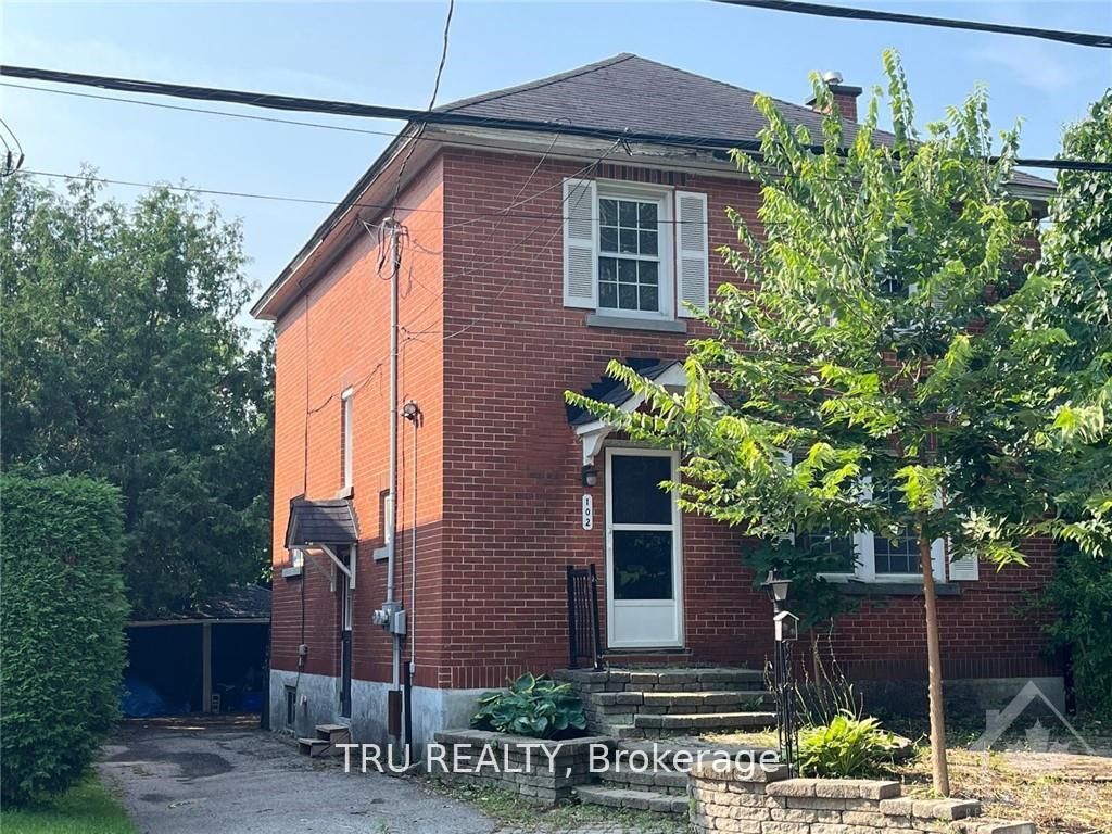 Additional image 2 of 102 Putman Avenue, Ottawa, ON, K1M 1Z6