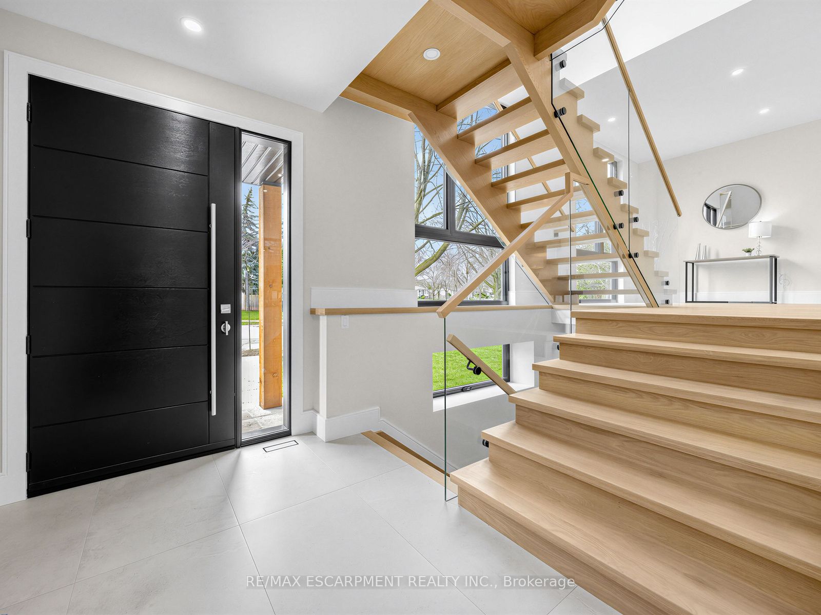 Additional image 3 of 2488 Bridge Road, Oakville, ON, L6L 2H2
