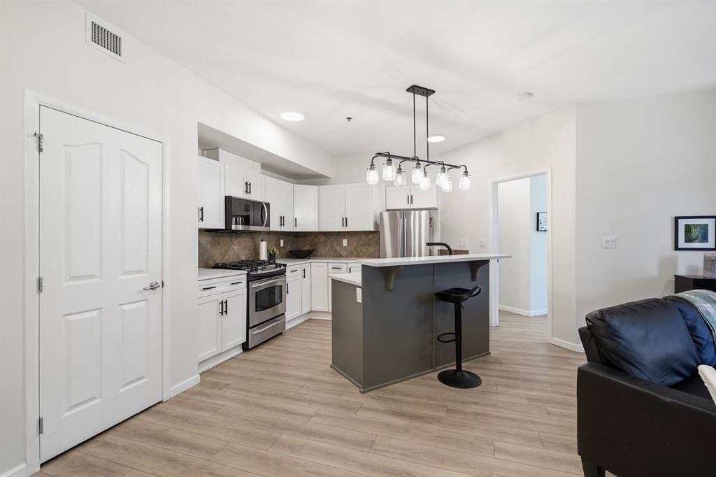Additional image 5 of 108-5040 53 Street, Sylvan Lake, AB, T4S 0A1