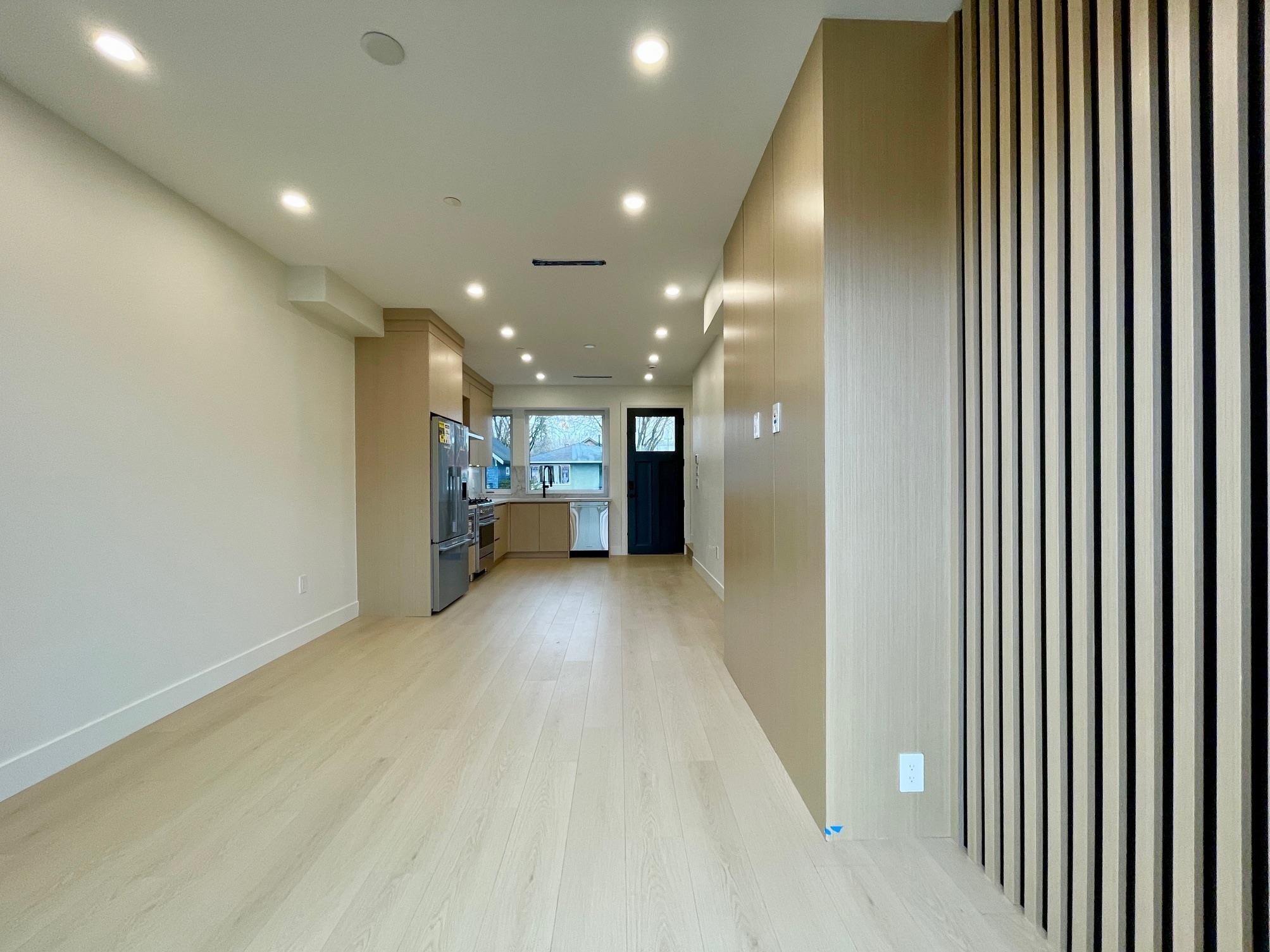 Additional image 2 of 162 43rd Avenue E, Vancouver, BC, V5W 1S9