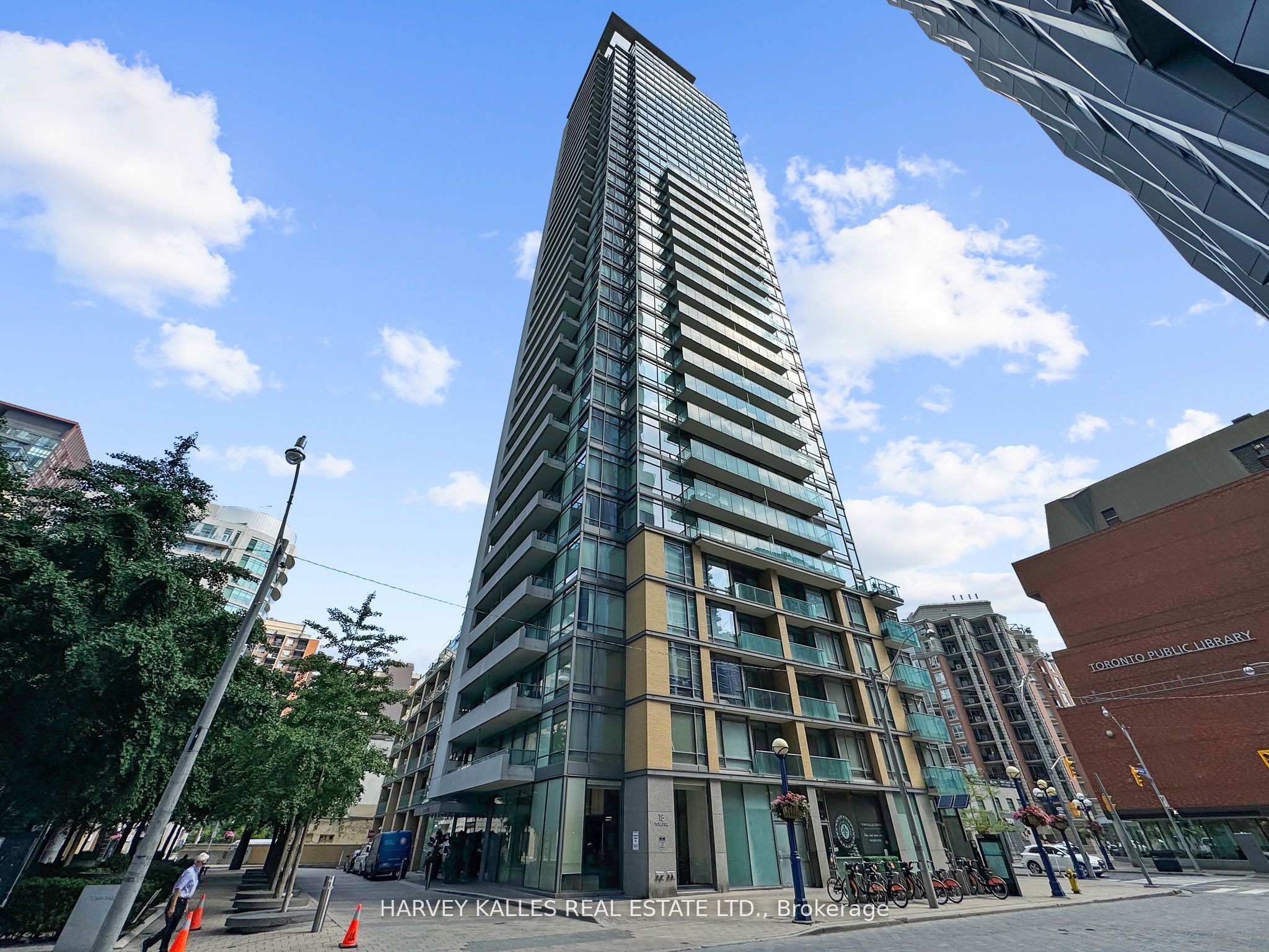 1606-18 Yorkville Avenue, Toronto, ON, M4W 0B1