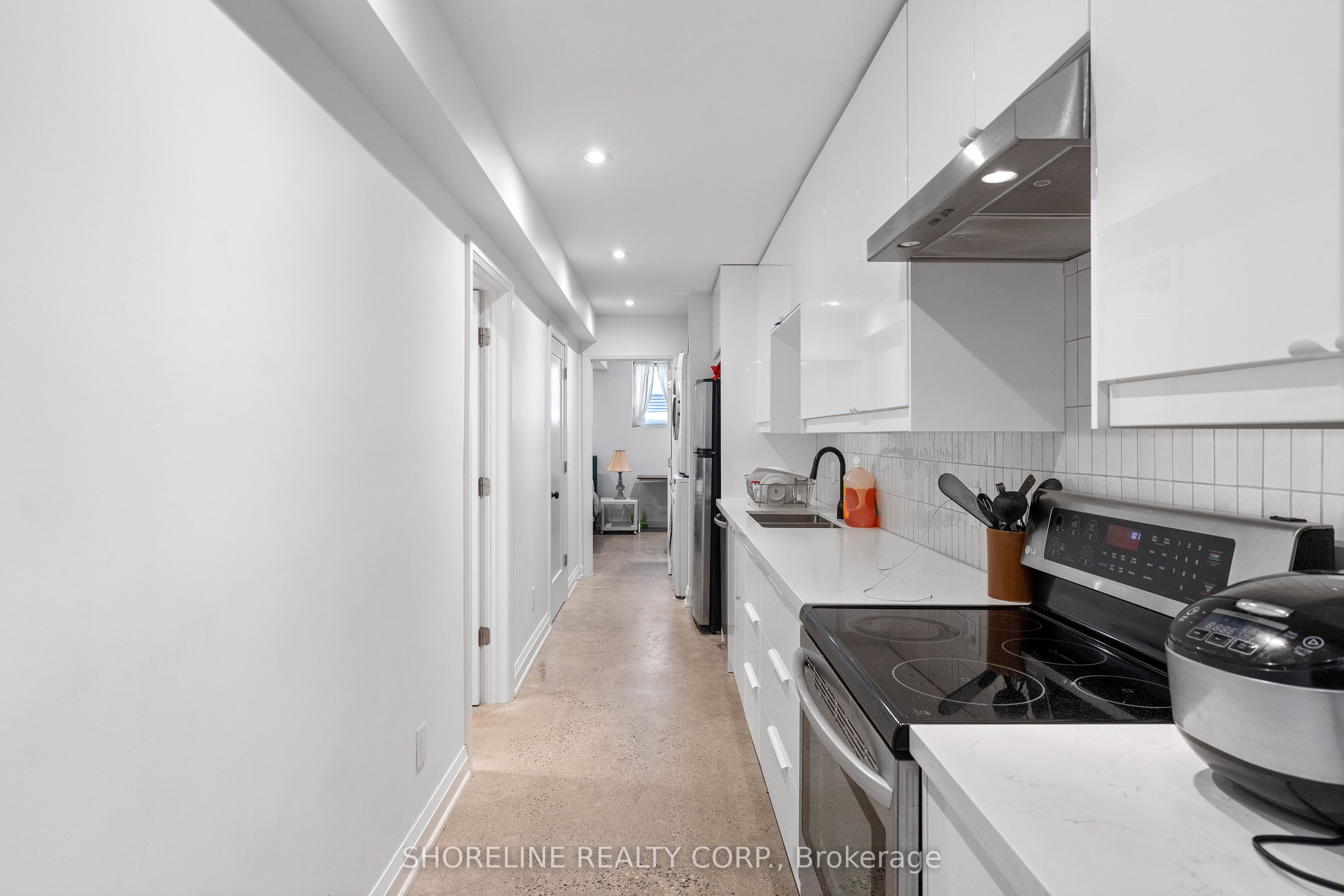 Additional image 4 of Basement-14 Seaforth Avenue, Toronto, ON, M6K 1N5