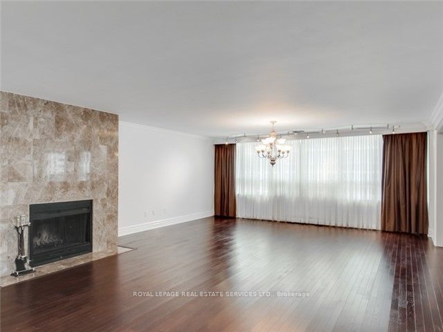 Additional image 3 of Ph1605-71 Charles Street E, Toronto, ON, M4Y 2T3