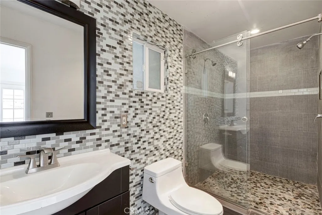 Additional image 12 of 8022 Longridge Avenue, North Hollywood, CA 91605