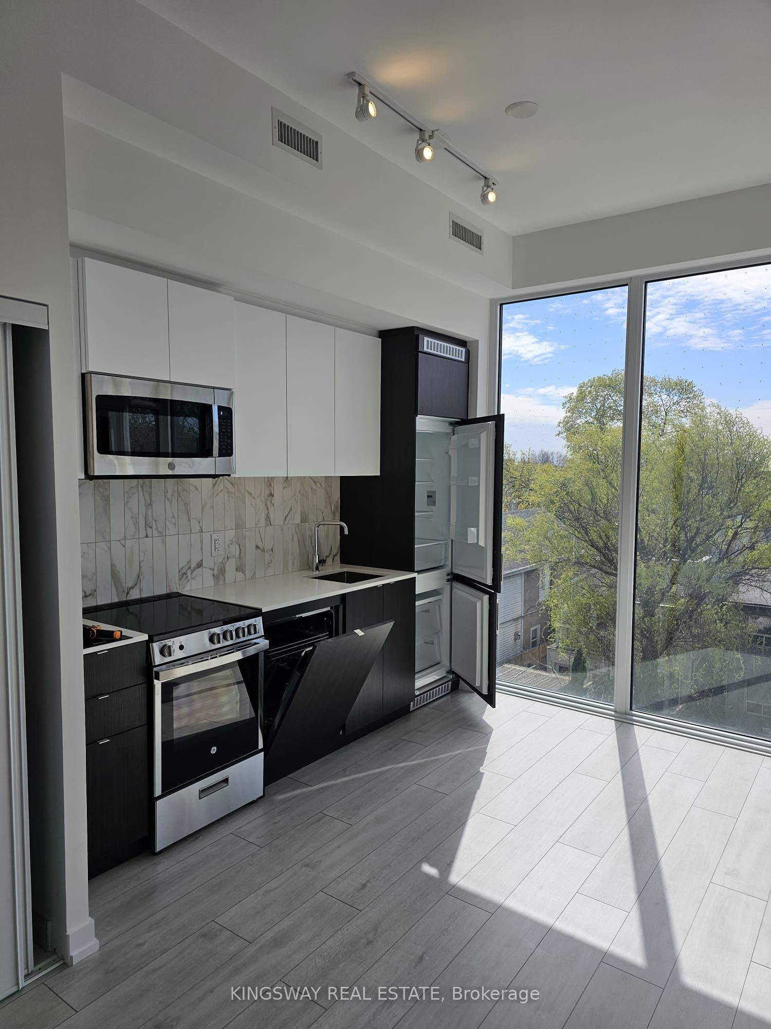 Additional image 6 of 307-500 Dupont Street, Toronto, ON, M6G 0B8
