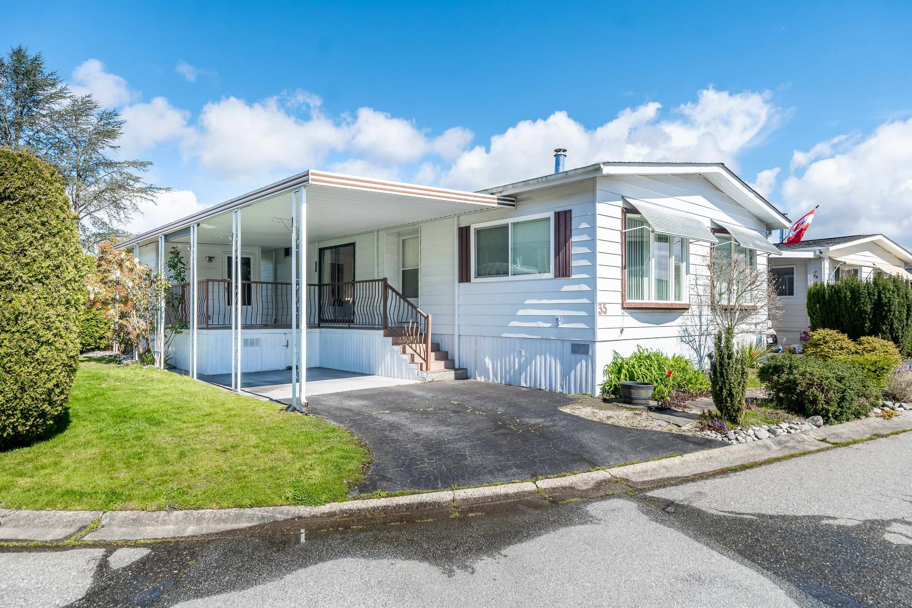 35-2120 King George Boulevard, Surrey, BC, V4A 6Y8