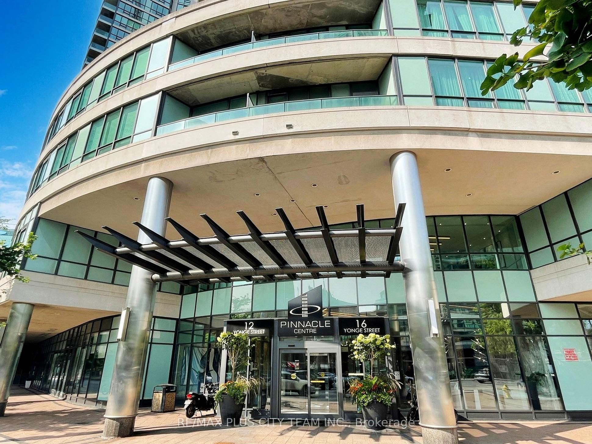 502-16 Yonge Street, Toronto, ON, M5E 2A1
