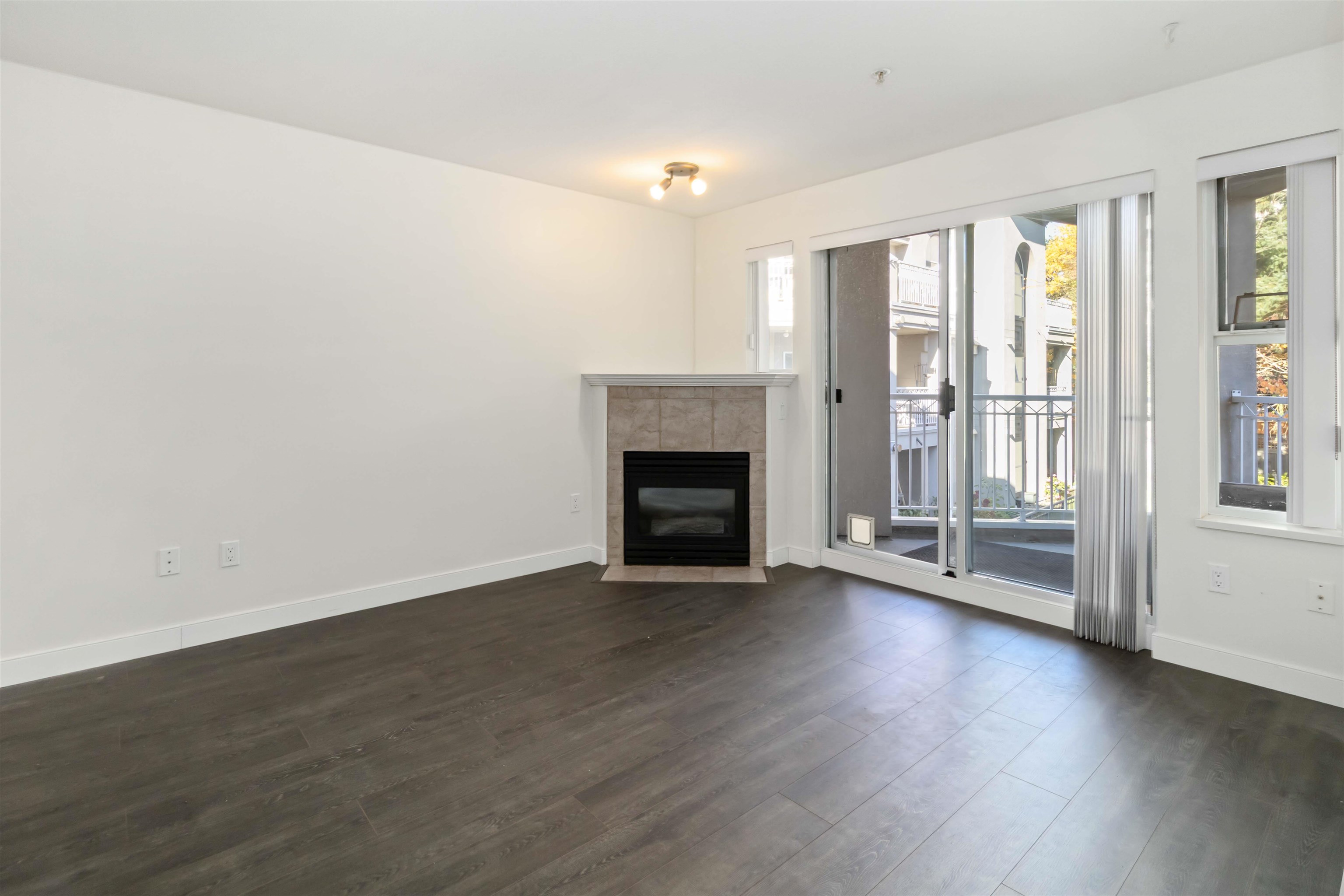 Additional image 6 of 402-1128 Sixth Avenue, New Westminster, BC, V3M 6V8