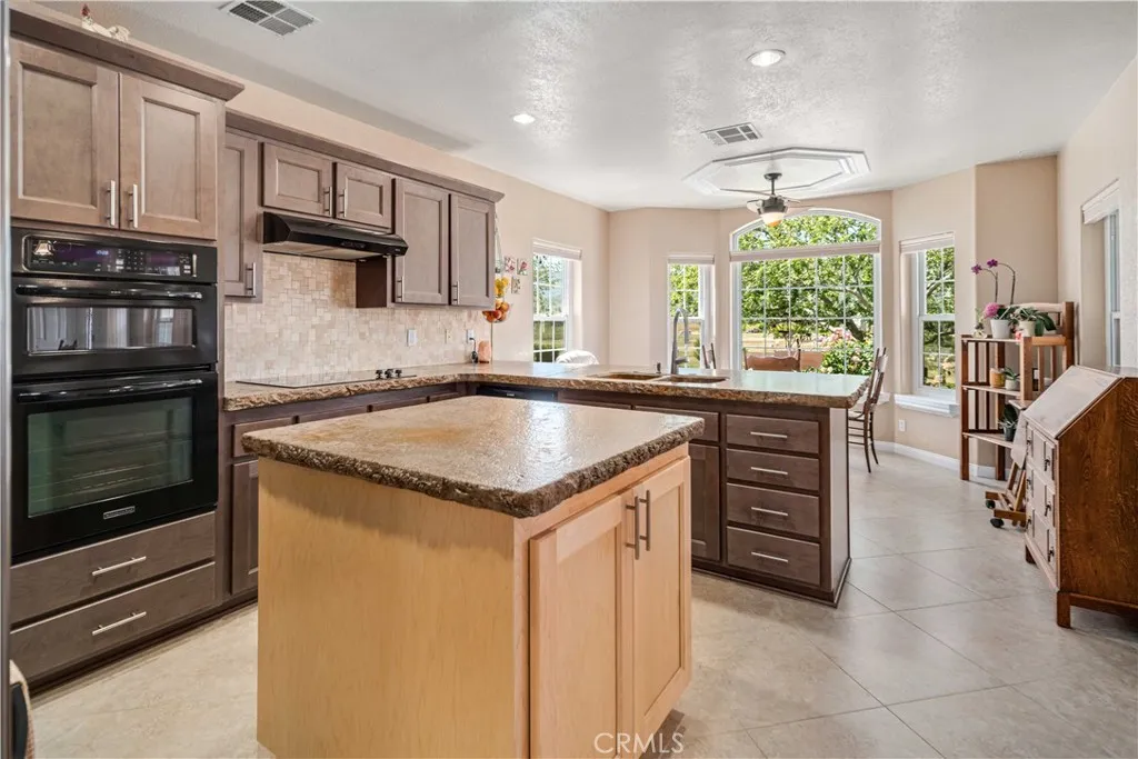 Additional image 13 of 9251 Elizabeth Lake Rd, Leona Valley, CA 93551