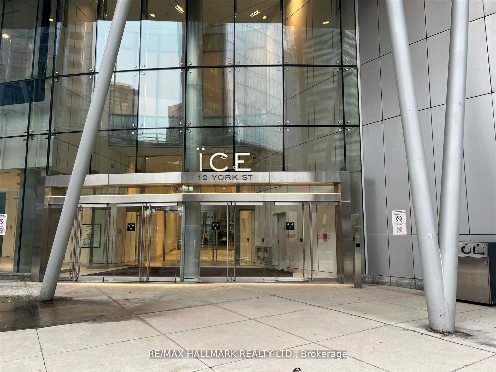 Additional image 2 of 2303-12 York Street, Toronto, ON, M5J 0A9