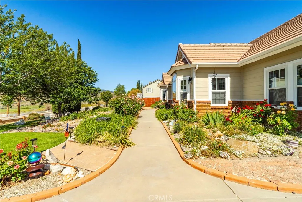 Additional image 58 of 9251 Elizabeth Lake Rd, Leona Valley, CA 93551