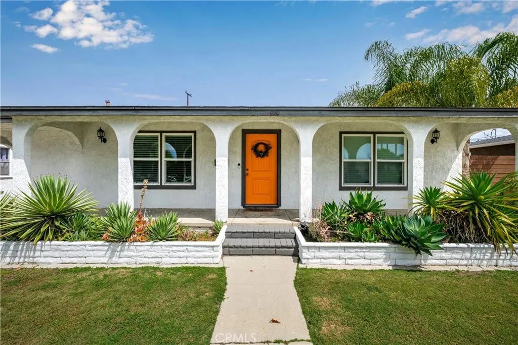5735 E Wardlow Rd, Long Beach, CA 90808 photo 2