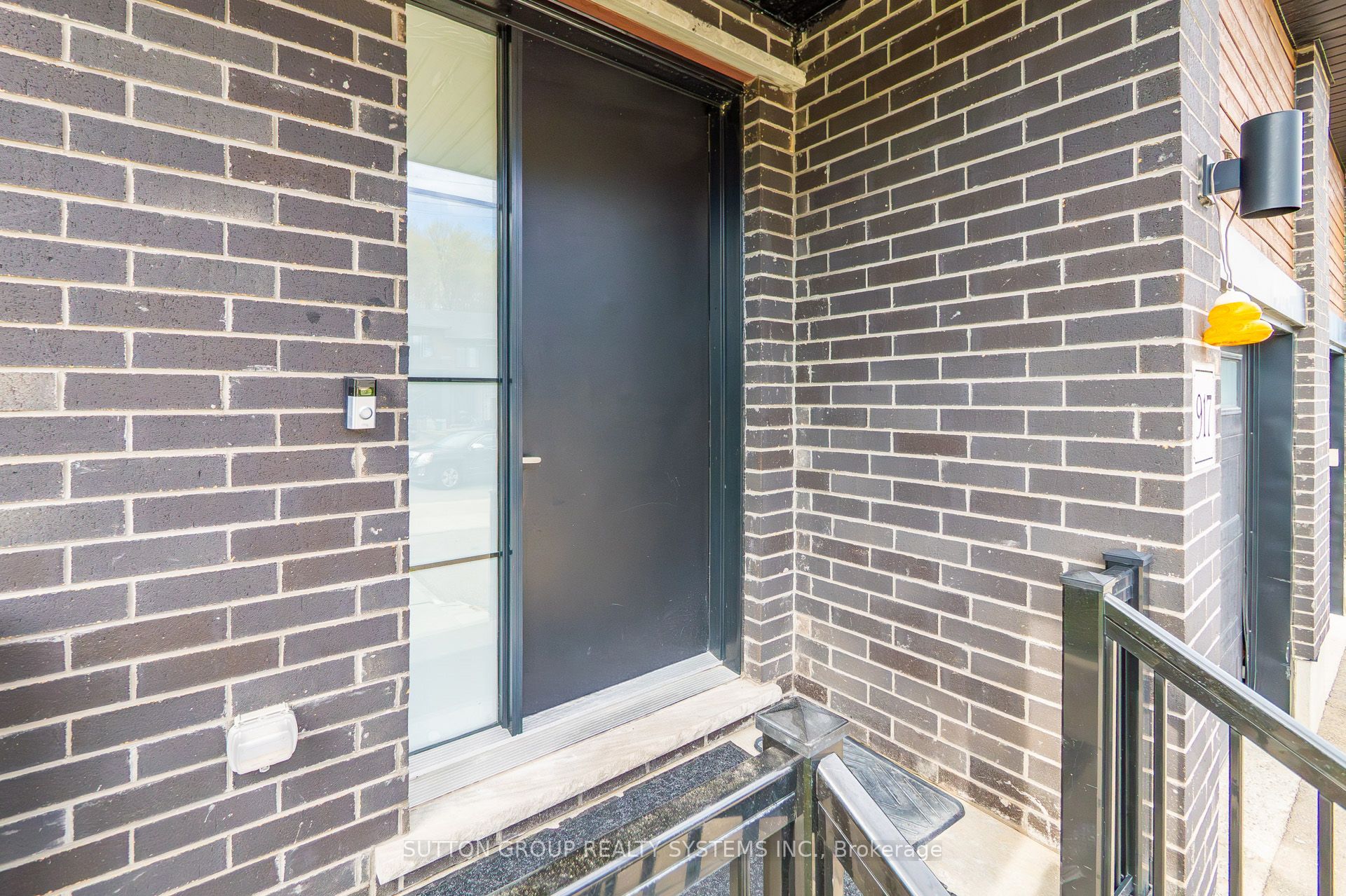 Additional image 5 of 917 Robert Ferrie Drive, Kitchener, ON, N2R 0P2