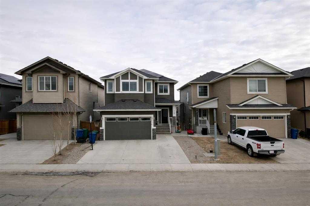 Additional image 2 of 106 Baysprings Gardens SW, Airdrie, AB, T4B5C6