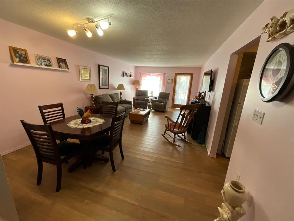 Additional image 3 of 4630 42 Street Crescent, Red Deer, AB, T4N 6Y6
