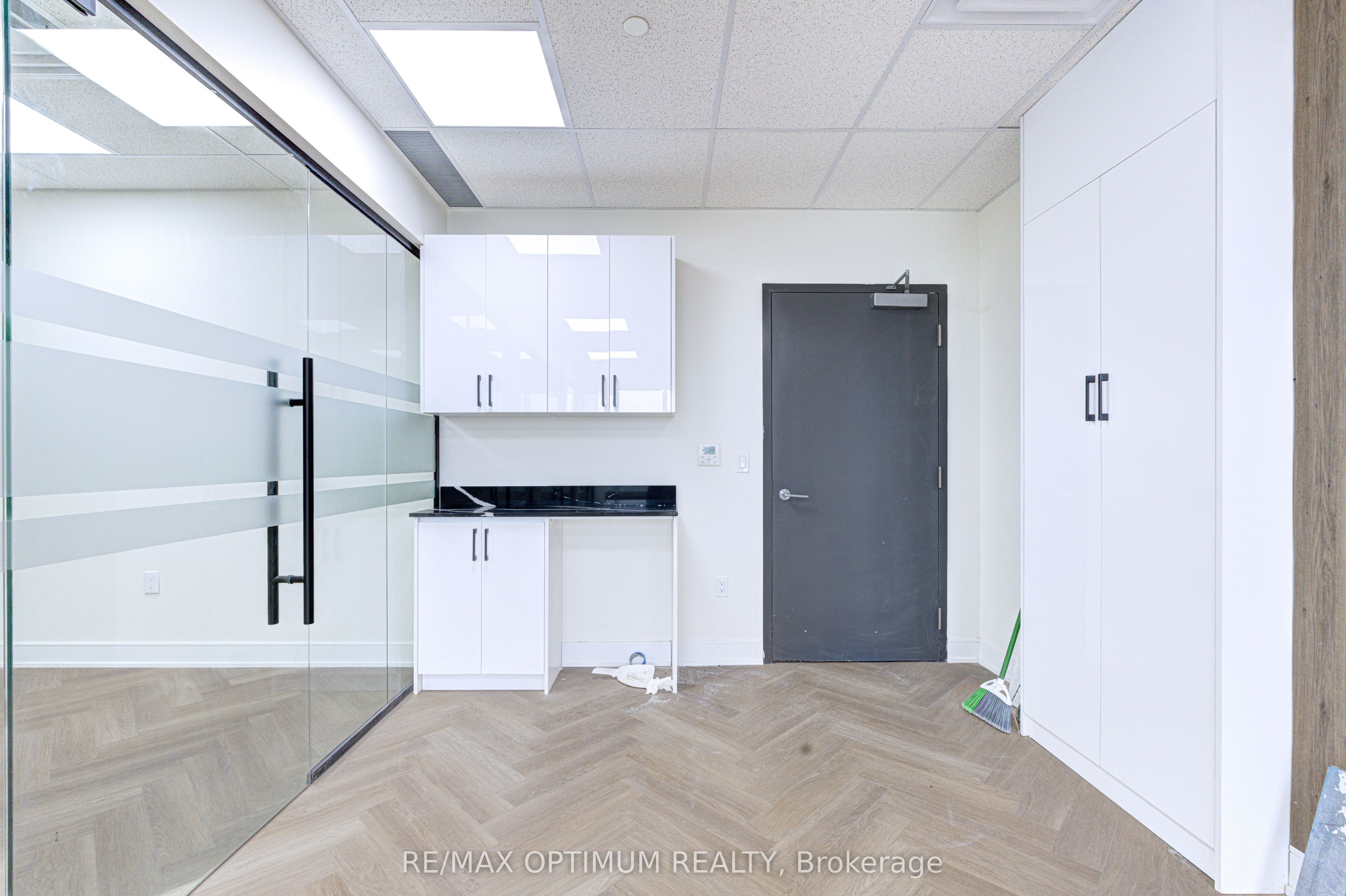 Additional image 5 of 403-996 Martin Grove Road, Toronto, ON, M9W 4V8