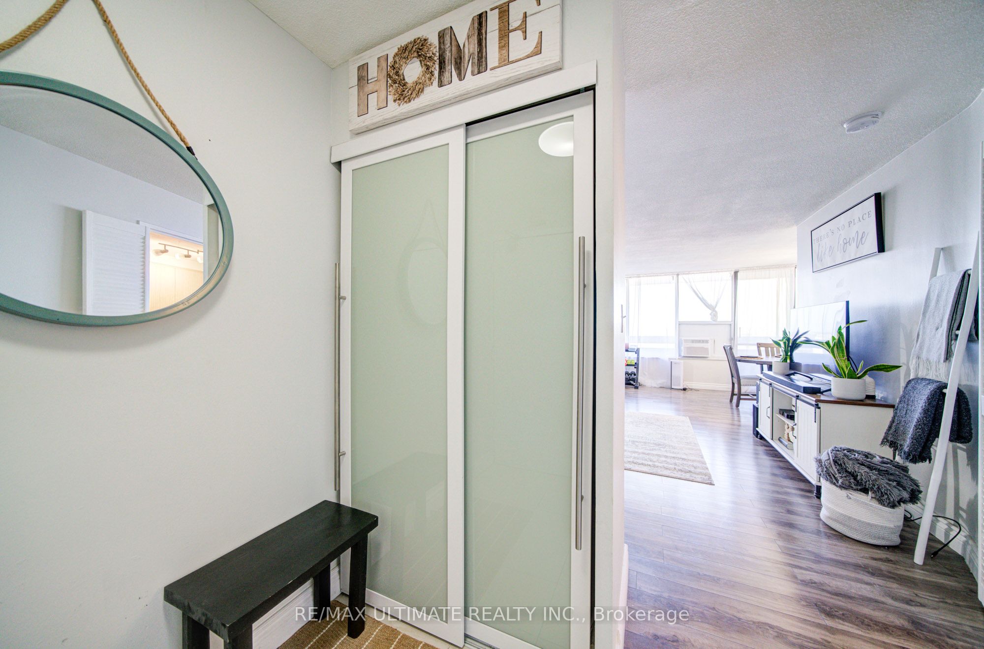 Additional image 4 of Ph#11-11 Wincott Drive, Toronto, ON, M9R 2R9