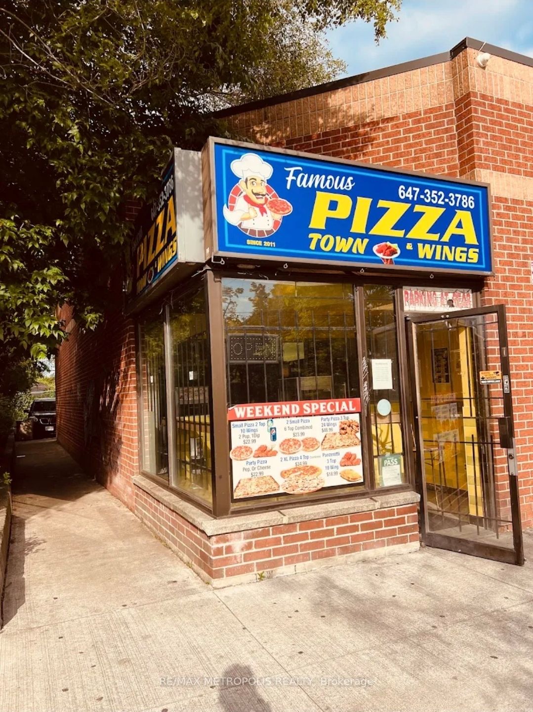 1947 Victoria Park Avenue, Toronto, ON, M1R 1V1