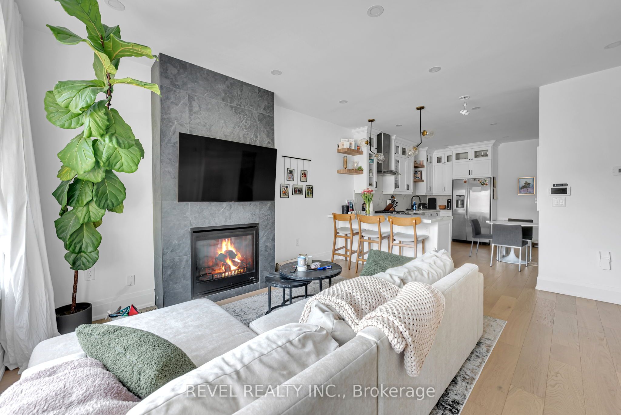 Additional image 2 of 36 Humberside Avenue, Toronto, ON, M6P 1J7