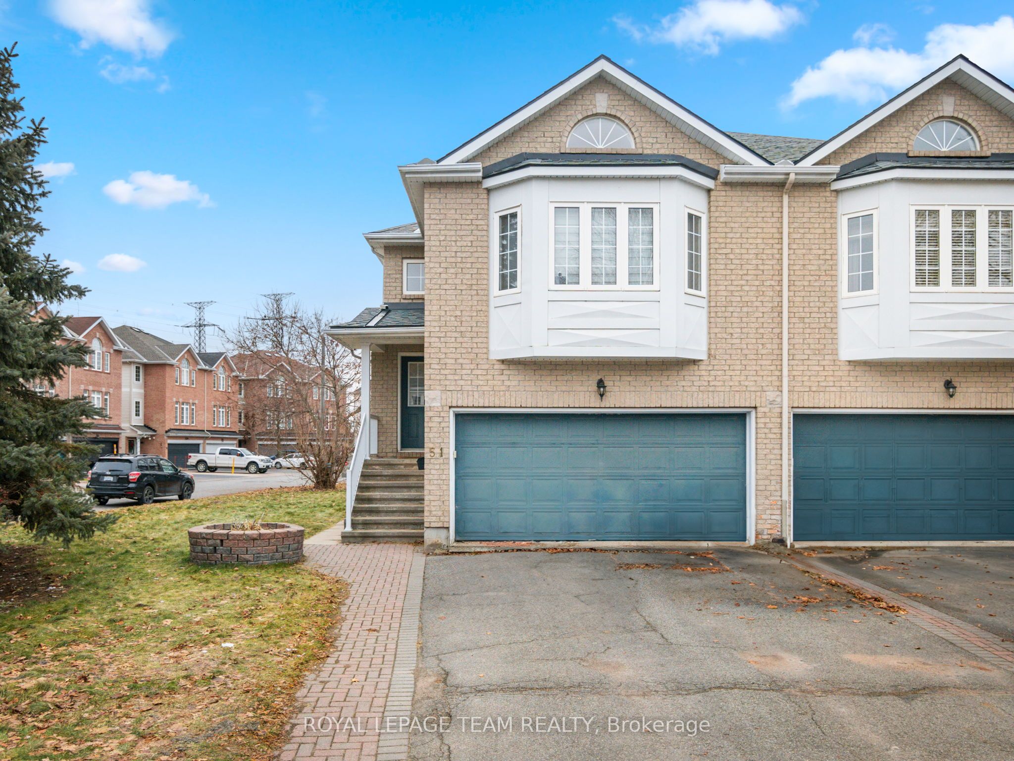 51 Castle Glen Crescent, Ottawa, ON, K2L 4G9