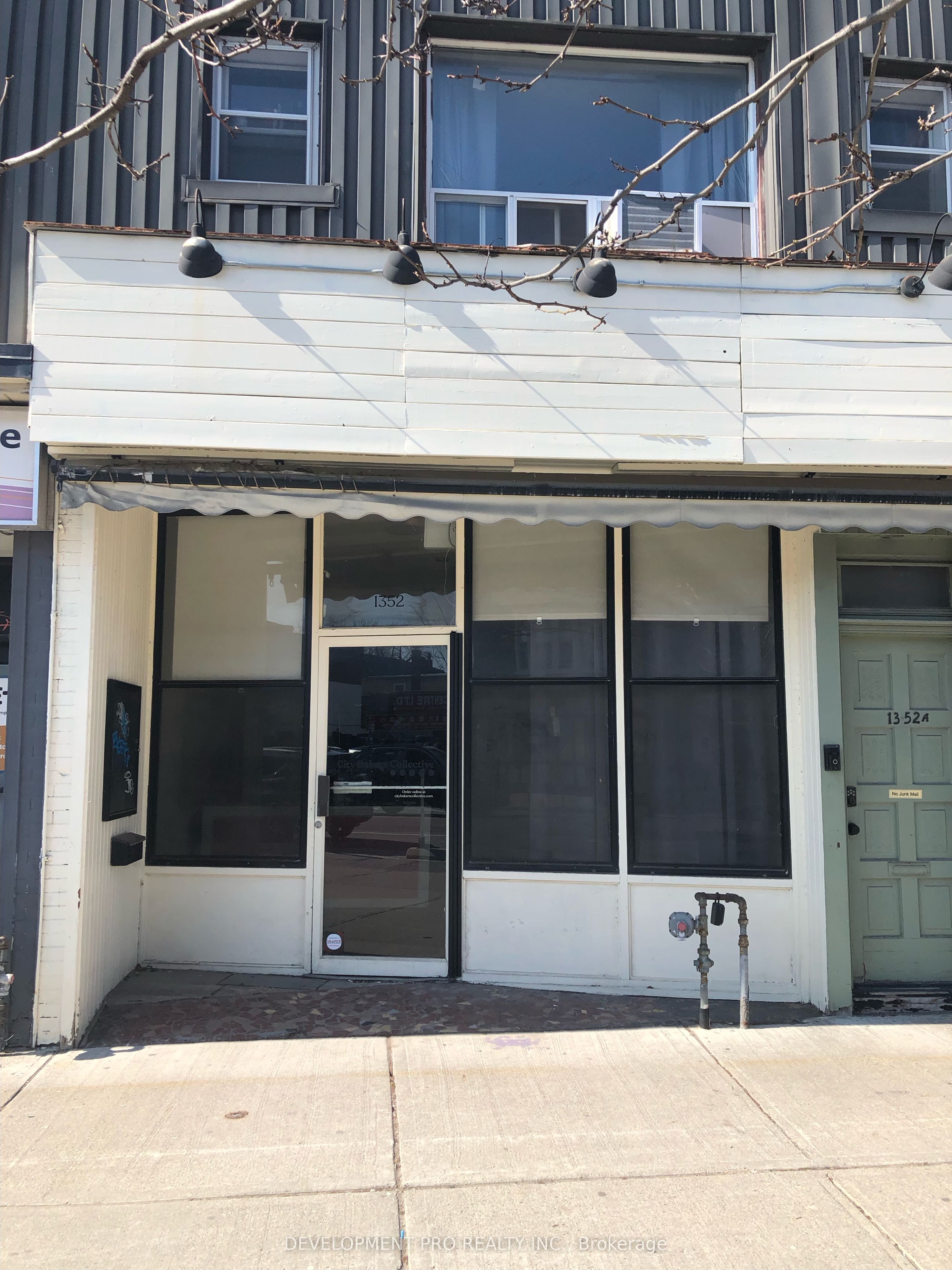 Additional image 3 of 1352 Danforth Avenue, Toronto, ON, M4J 1M9
