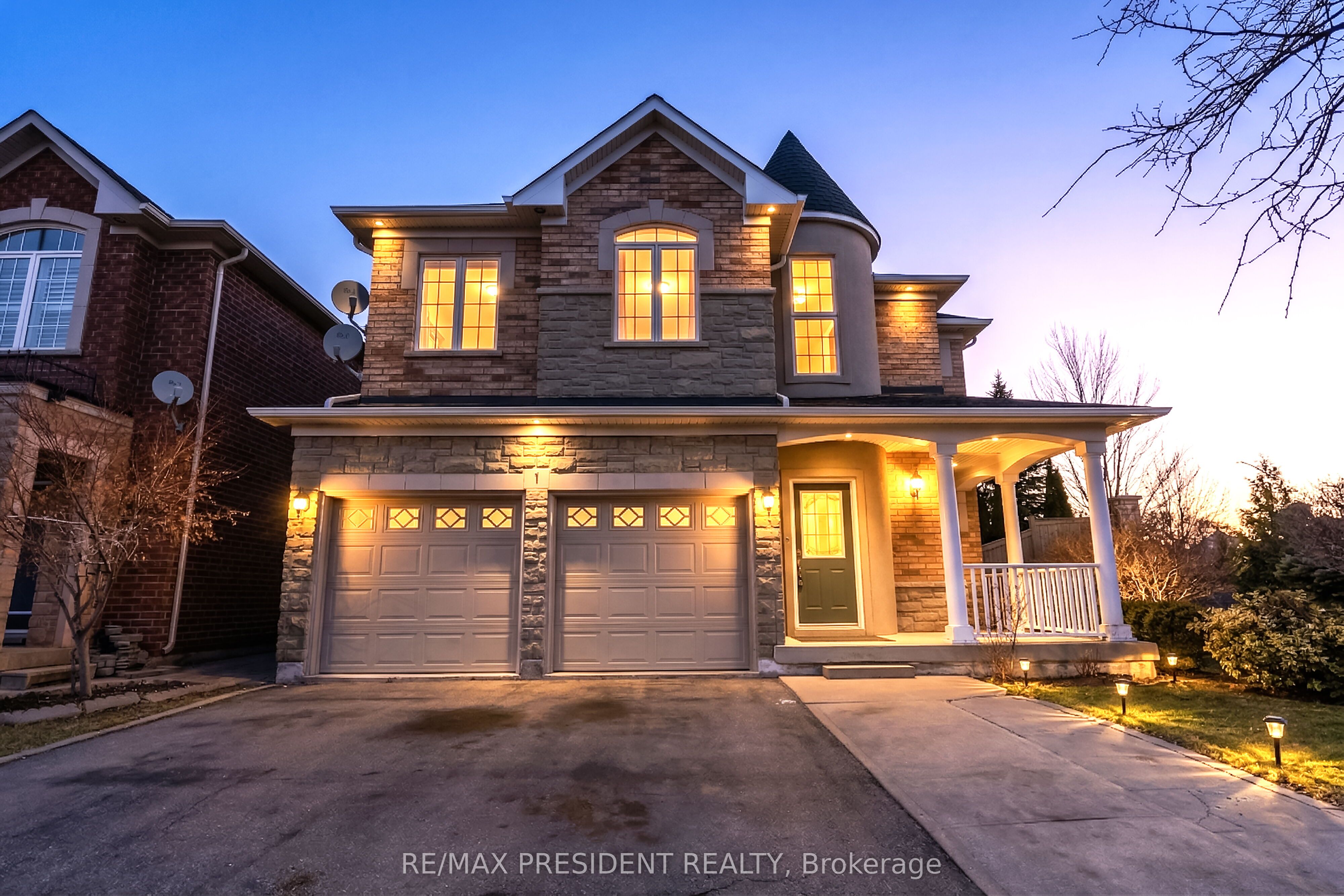 1 Crown Victoria Drive, Brampton, ON, L7A 3A2